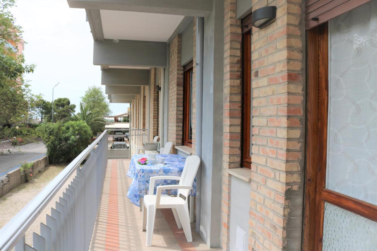 Ca' Laurana Apartment Bibione Exterior foto